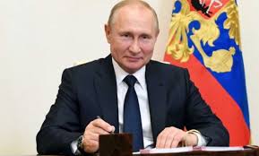 Russian president vladimir putin is giving his traditional new year's address in moscowsubscribe to rt! Russian President Putin To Receive Coronavirus Vaccine Ritz