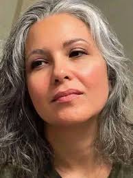 I'm a 55 year old, never married, I'm a high school teacher. 👋🙂 I need  friendship........ Threads.