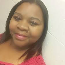 Tyronda Turner (@ttbless8)