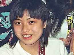 Cô phóng viên quèn kém xinh lên đời nhan sắc khi lấy tỷ phú tuổi gần đất xa  trời