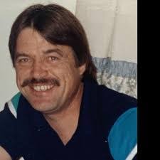 Victor Farrow's Instagram, Twitter & Facebook