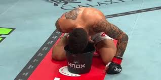 UFC Macau video: Accidental foul ends Alex Perez vs. Su Mudaerji