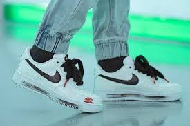 This pair essentially flips the color blocking of the original, featuring a black swoosh on a white leather upper, its top layer designed to wear away. G Dragon S Peaceminusone X Nike Af1 Release Date Hypebae