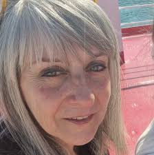 Tractor Coffee table with built-in fridge 😍  https://luxarts.net/tractor-coffee-tables/