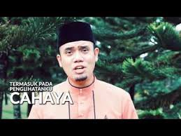 Ayuh kita kenali ustaz elyas ismail. Ustaz Elyas Ismail Doa Cahaya Official Music Video By Ustaz Elyas Ismail Official