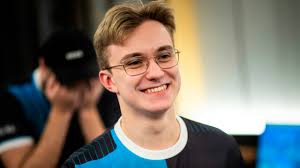 Top 5 Tay súng trẻ tại Major: Những ngôi sao đang lên cần theo dõi (bởi  KASSAD)