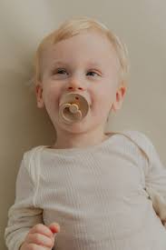 Соска пустушка BIBS Colour Latex Symmetrical (симетрична)