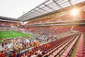 Vorgesehen ist eine kapazität von 10 000 zuschauern, wobei. Weit Mehr Als Nur Fussball Im Stadion Viel Los Bei Den Kolner Sportstatten