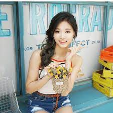 ボード twice のピン