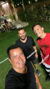 Son dakika merih demiral haberlerini buradan takip edebilirsiniz. Merih Demiral Gocek Te Sporculardan Tatil Paylasimlari Magazin Haberleri Ntv