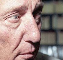 La Revista: Frederick Forsyth