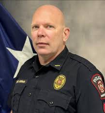 What do you say to someone who served more than half of his life to the  same community and department? THANK YOU is not enough. Detective Justin  Moran just had his 28th