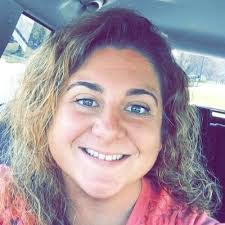 Samantha Vail's Instagram, Twitter & Facebook