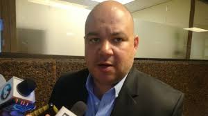 Mantiene Héctor Ibarra propuesta de mesa técnica para los “autos chocolate"