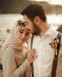 Muslim, muslimah, jilbab, hijaber, hijabers. Goruntunun Olasi Icerigi 2 Kisi Fotografi Pengantin Foto Tunangan Pose Perkawinan