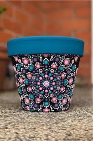 Luckily, it's very easy to clean and paint plastic plant pots. 35 Super Creative Painted Flower Pots For 2021 Crazy Laura