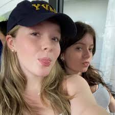 hey y'all! my name is ava finnegan, and i'm from long island, new york. i  love to play tennis, shop, listen to county music, and go out with friends!  i'm majoring in