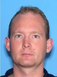 Police: USAF pilot traveled for sex with minor