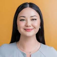 Expert Financial Planner with Hands-On Realty Experience