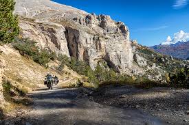 La salita al rifugio scarfiotti (gli utili 10km) sono belli divertenti. Pramand Jafferau Foens Road The Order With Heavy Motor Traffic Restrictions Becomes Effective Motorbikes And Cars Could Go Up Only On Wednesday And Saturday Alps Moto Tours