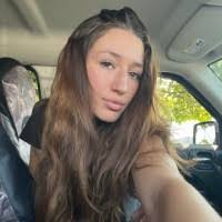 Amanda Hazel's Instagram, Twitter & Facebook