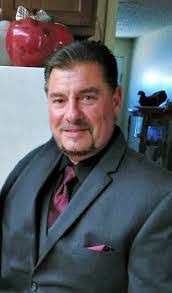 Brad Dawson's Instagram, Twitter & Facebook