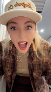 Hear me out for a country mashup! 🔀 🔊 @m10penny , #m10penny  #startedstoppin #countrymashup #mashup #countrycover #musician  #australianartist #countrymusic #mitchelltenpenny