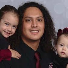 Fundraiser by Jose Escoto : Ricky and his Family