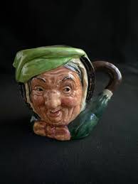 ROYAL WORCESTER CABBAGE Banana Leaf Two Handled Bowl 1919 Backstamp £15.00 