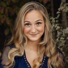 Avery Dobson (@averymdobson)