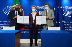 The certificate will not be a precondition to exercise the right to free movement and will not be considered a travel document. N67hf2gcfwyfvm