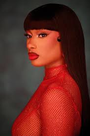 Beez in the Billboard studio 📍 Meghan Trainor • HOT 100 SHOW • TUESDAY,  NOV. 18