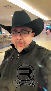 Cumpliendo como debe ser con la Ganadora del concurso que adivinará donde  iba @paeznohemy52 NOHEMI PÁEZ aquí está tu video y tu canción Personalizada  nos fuimos Felicitaciones #gratitud #venezuela #colombia #musicallanera  #musica