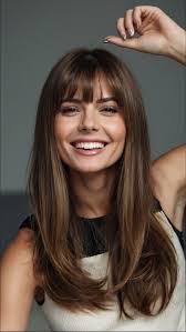 Amy Denzer's Instagram, Twitter & Facebook