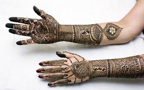 You can match yours with other intricate motifs to complete your mehndi look. Mehndi Design Wallpapers Latest Mehndi Designs Images Kinds Of Design In Art 1024x768 Wallpaper Teahub Io