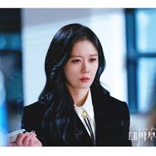 Born march 18, 1981) is a south korean singer and actress active in both the south korean and chinese entertainment industries since 2001. Jang Nara Spills The Details Behind The Upcoming Drama Daebak Real Estate Kdramastars