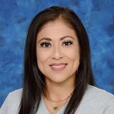 Brenda Warrick's Instagram, Twitter & Facebook