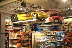 With a verified guest score of 3.5/5, this makes it one of the terrific properties nearby toys r us times square. Toys R Us Times Square 20 Bild Von Toys R Us New York City Tripadvisor
