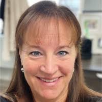 Renee Bilodeau's Instagram, Twitter & Facebook