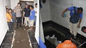 Tanah kubur musim 6 episode 7 episod penuh. Asmara Dan Rebutan Warisan Misteri Mayat Dikubur Adonan Semen Istri Dan Anak Saling Lempar Tuduhan Tribun Jogja