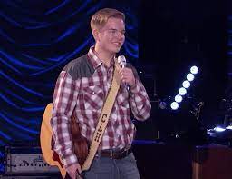 Before the big reveal, the duo surprised the audience during a duet when hutchinson. American Idol Hopeful Caleb Lee Hutchinson Sure Looks Different