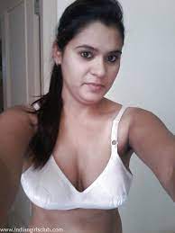 Free Porn Pics Of Nude Indian College Girl Asha - Indian Girls Club