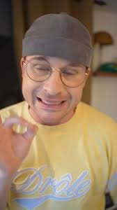 LES FRANÇAIS MANIFESTENT TOUT LE TEMPS 🇫🇷😂 POURQUOI PAS NOUS ? 🇧🇪🤣  QUI VEUT UN GIANT 🍔 ? 🤣😂 EN TOURNÉE EN 🇫🇷🇨🇦🇨🇭-> www.guihome.be 🎪 