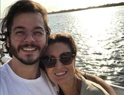 Who is tulio gadelha dating in 2021 and who has tulio dated? Fatima Bernardes Faz Post Fofo Para Namorado Tulio Gadelha Confira Jovem Pan