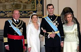 La familia real el día de la boda del príncipe Felipe con la...