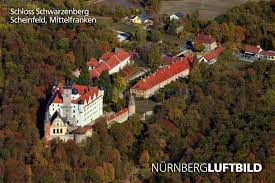 Im schloss schwarzenberg lockt das städtische museum perla castrum mit einer ausstellung für die ganze familie. Schloss Schwarzenberg Scheinfeld Mittelfranken