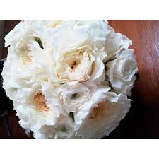 With the perfect table setting, you will find it adds a sophisticated charm. Garden Roses And Ranunculus Bridal Bouquet Littleton Florist Pretty Petals Local Flower Delivery Littleton Co 80120