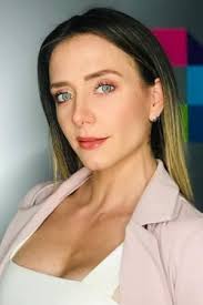 Sueños de pasión: Una suegra muy ardiente (2014)