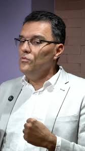 Dr. Fernando Gomes Pinto added...