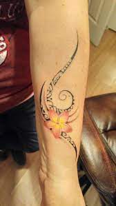 Tribal Tattoo Ideas For Shoulder And Chest Tattoos For Women Plumeria Tattoo Tahitian Tattoo Tribal Flower Tattoos